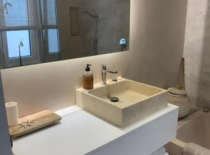 Apartment Oasis *